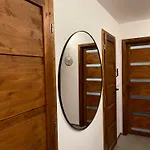 Marmot Mountain Apartment Sauna & Massage Bath Daire